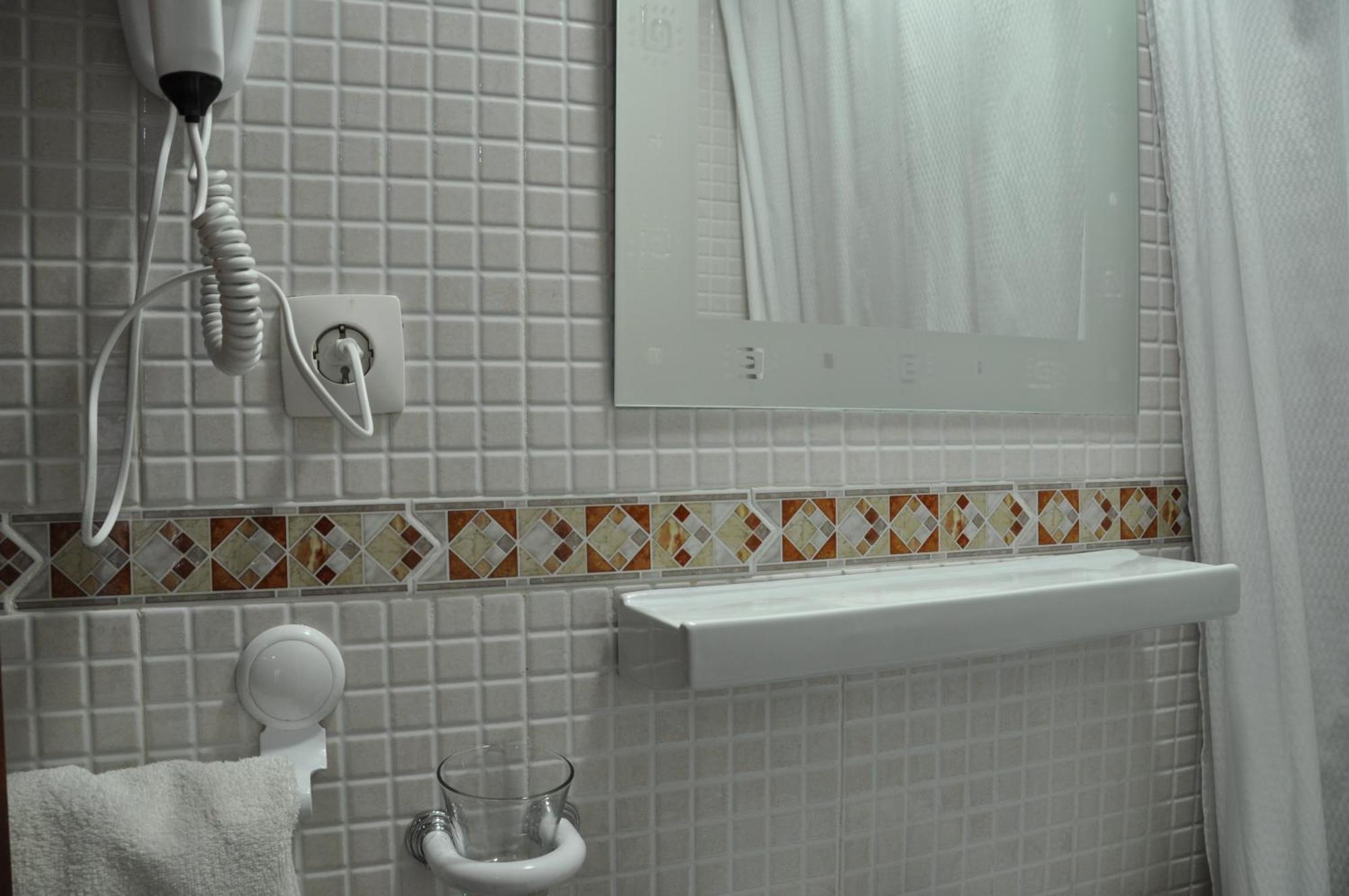 Hostal Ramon Y Cajal Valladolid Eksteriør bilde