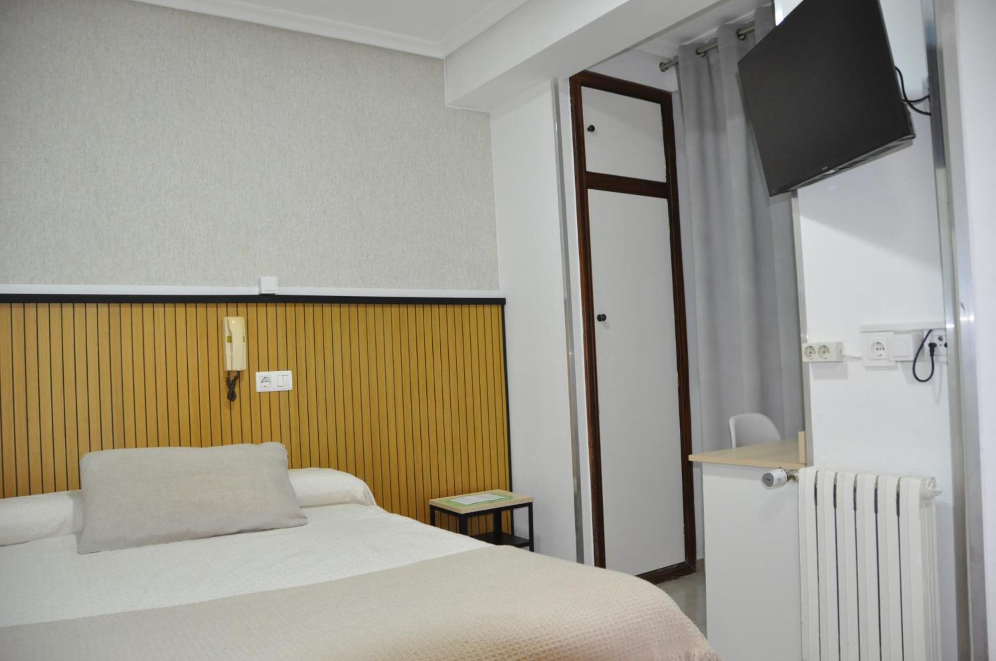 Hostal Ramon Y Cajal Valladolid Eksteriør bilde