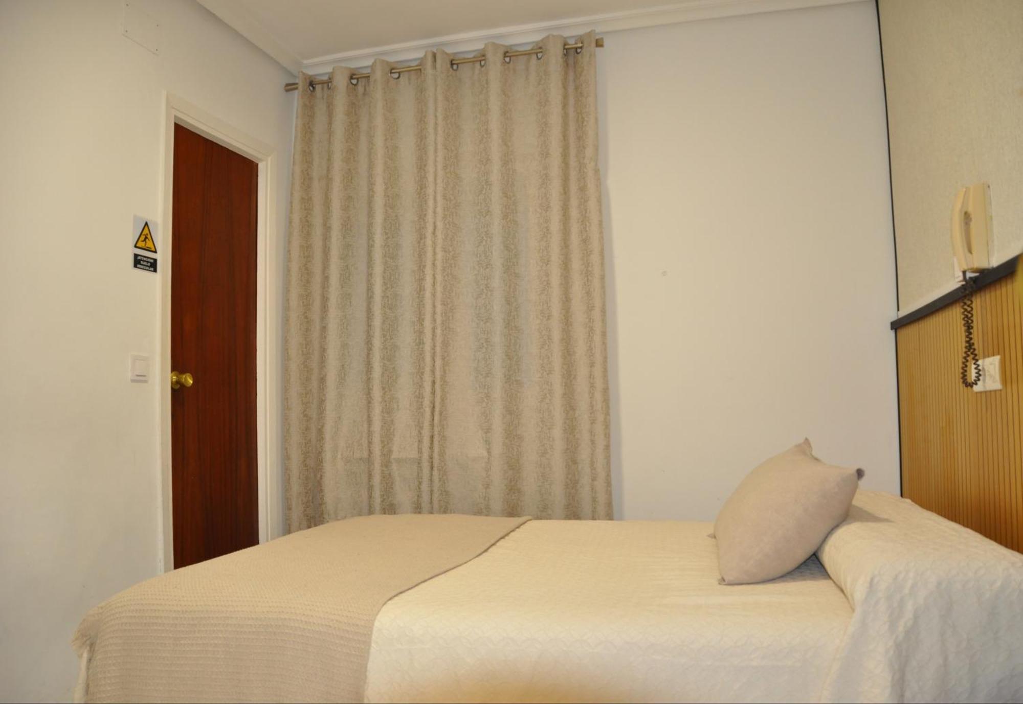 Hostal Ramon Y Cajal Valladolid Eksteriør bilde