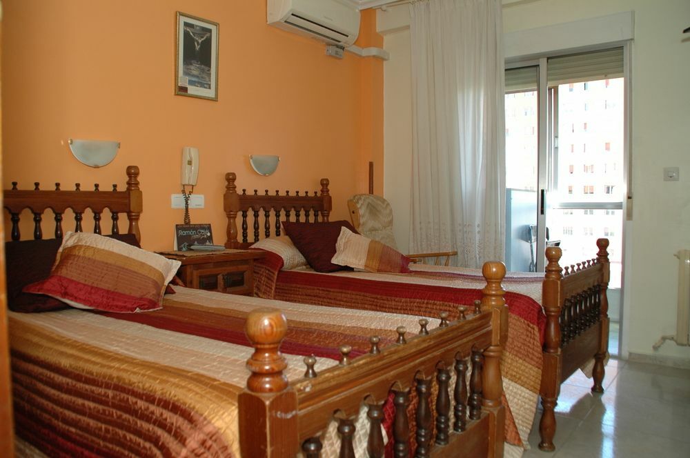 Hostal Ramon Y Cajal Valladolid Eksteriør bilde