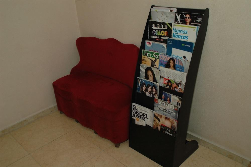 Hostal Ramon Y Cajal Valladolid Eksteriør bilde